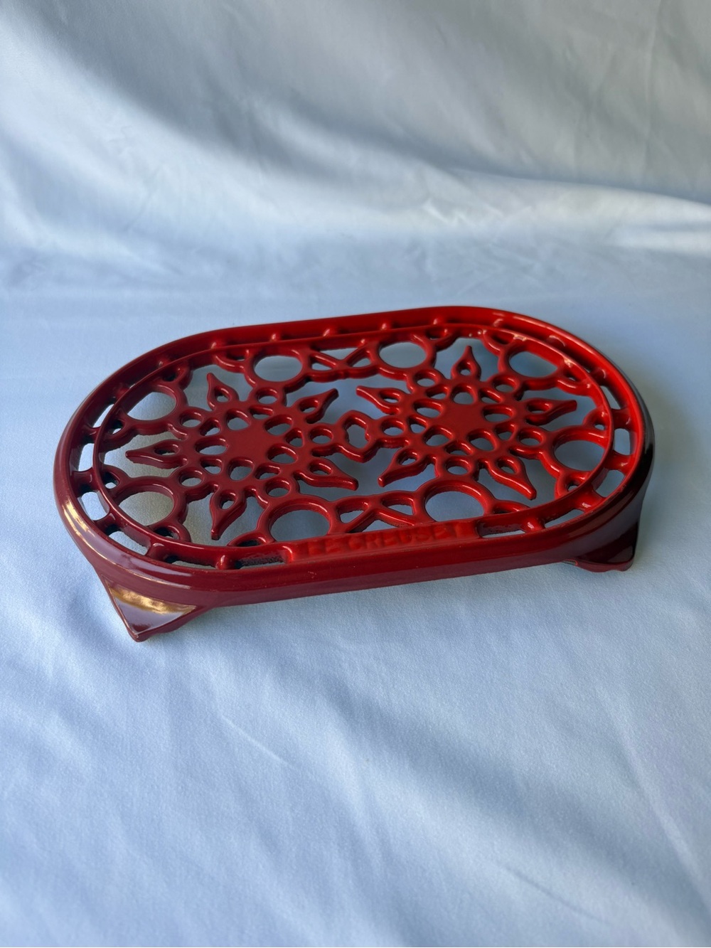 Le Creuset France Red Cast Iron Oval Trivet Hot Plate Stand